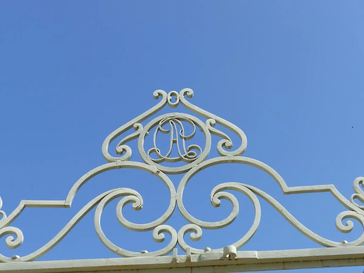 Chateau Du Grand Jardin Valensole